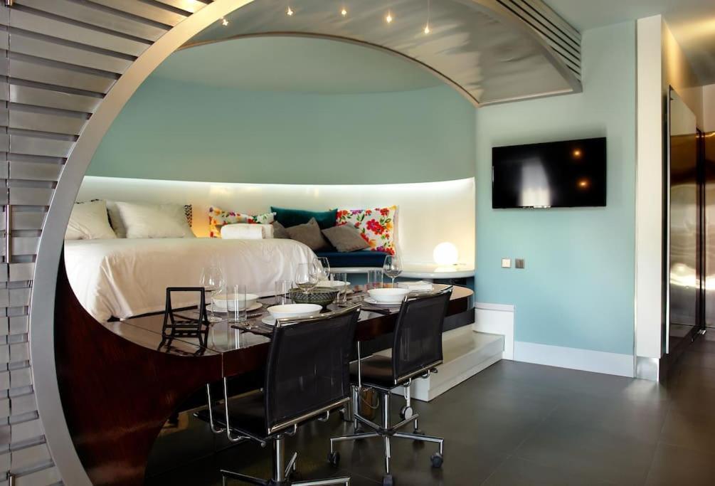 High End Suite At The Center Of Heraklion Dış mekan fotoğraf